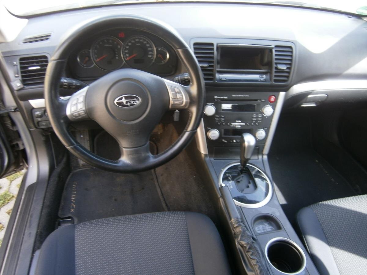 Subaru Legacy Kombi 2,5 l 127 kw