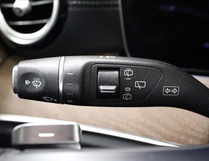 Mercedes-Benz Třídy E 20