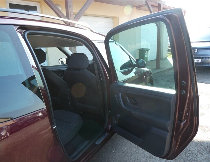 Škoda Roomster Kombi 1,2 l 63 kw