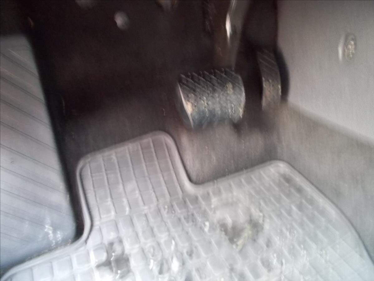 Volkswagen Golf Hatchback 1,6 l 77 kw