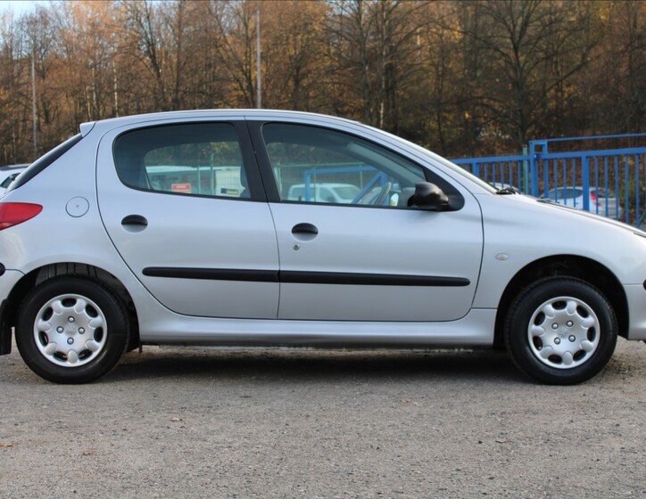 Peugeot 206 4