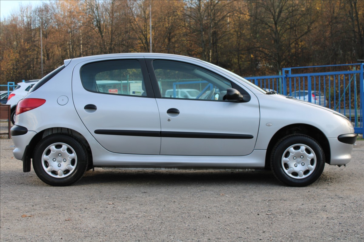 Peugeot 206
