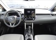 Toyota Corolla Cross 9