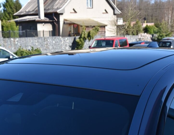 BMW Řada 5 Sedan / Limuzína 4,4 l 340 kw