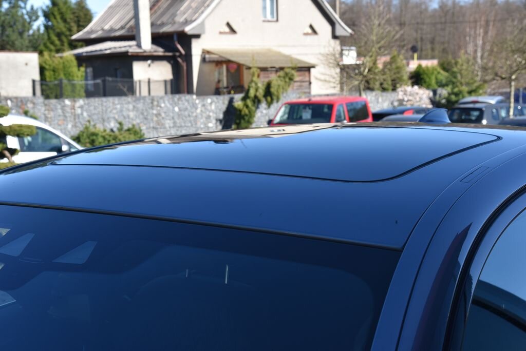 BMW Řada 5 Sedan / Limuzína 4,4 l 340 kw