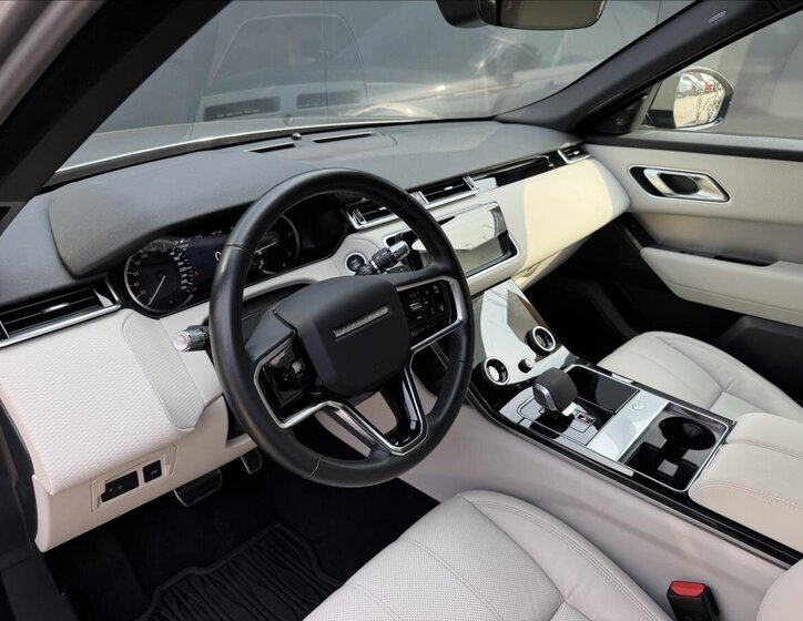 Land Rover Range Rover Velar SUV / Terénní 3,0 l 221 kw