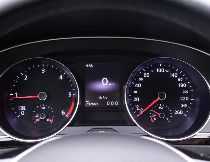 Volkswagen Passat Kombi 2,0 l 110 kw