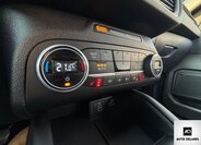 Ford Kuga SUV / Terénní 1,5 l 88 kw