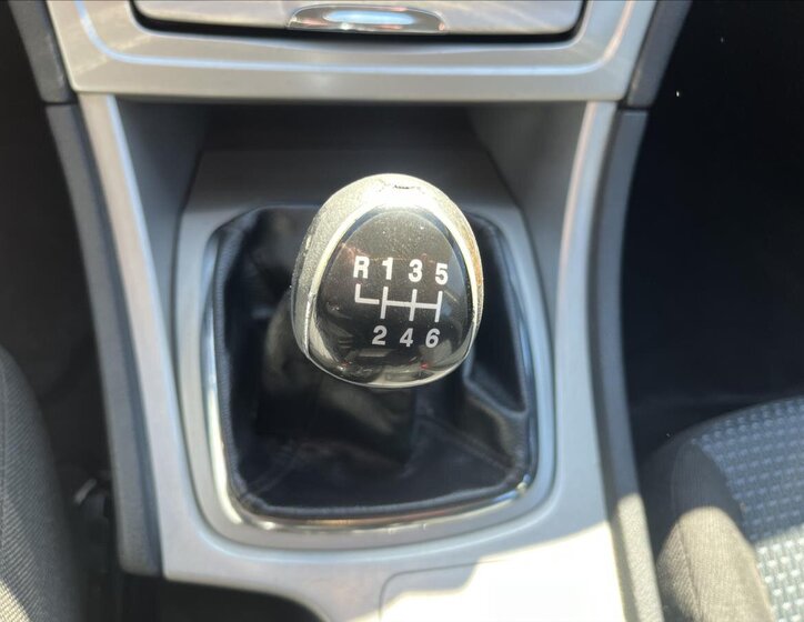 Ford Mondeo Kombi 2,0 l 103 kw