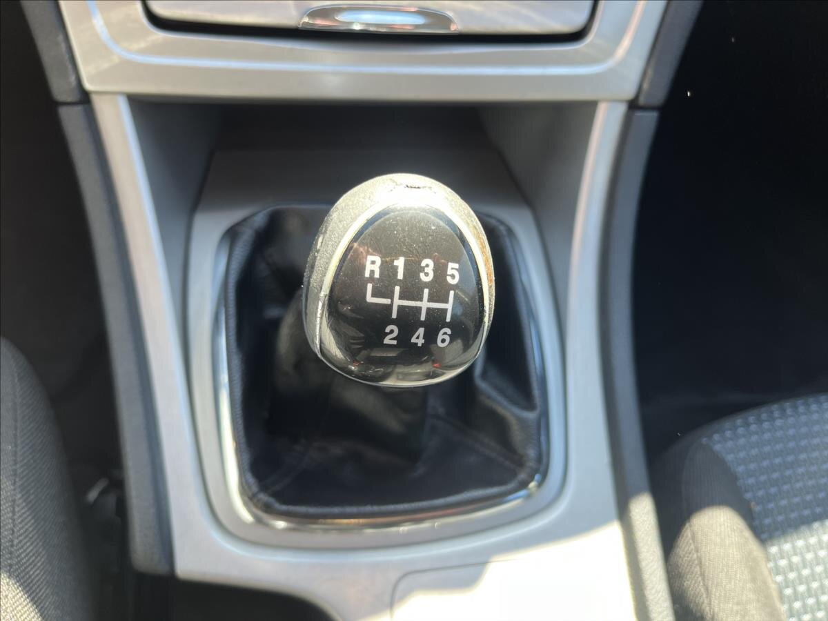 Ford Mondeo Kombi 2,0 l 103 kw