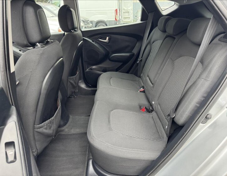 Hyundai ix35 36
