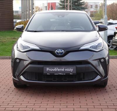 Toyota C-HR 2