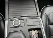 Mercedes-Benz Třídy M SUV / Terénní 3,0 l 190 kw