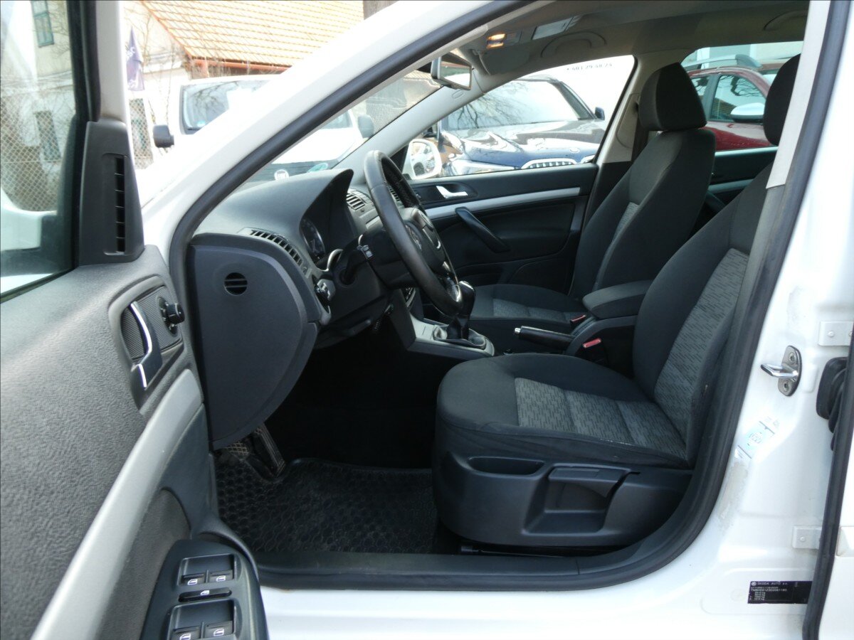 Škoda Octavia Kombi 2,0 l 103 kw