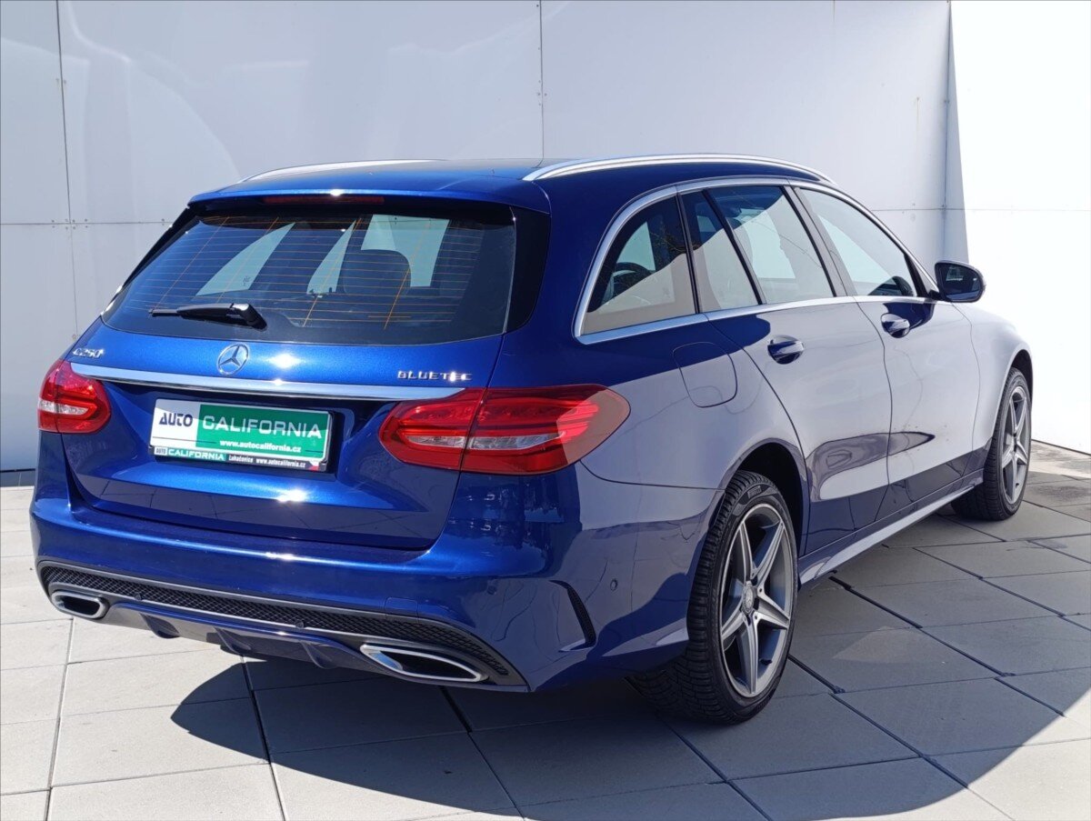 Mercedes-Benz Třídy C Kombi 2,1 l 150 kw