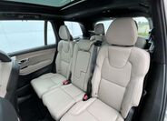 Volvo XC90 13