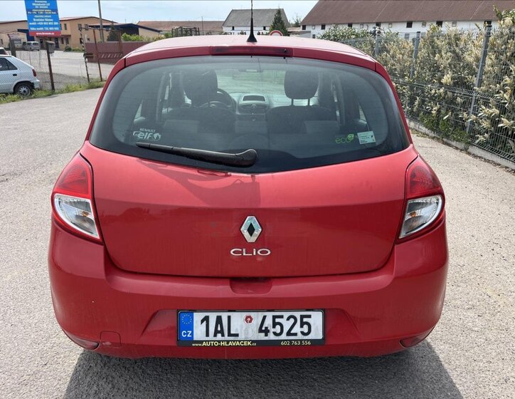 Renault Clio Hatchback 1,1 l 48 kw