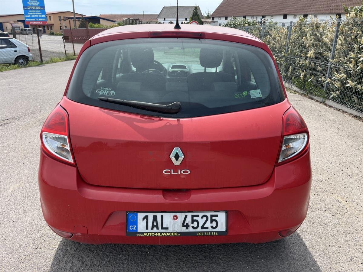 Renault Clio Hatchback 1,1 l 48 kw