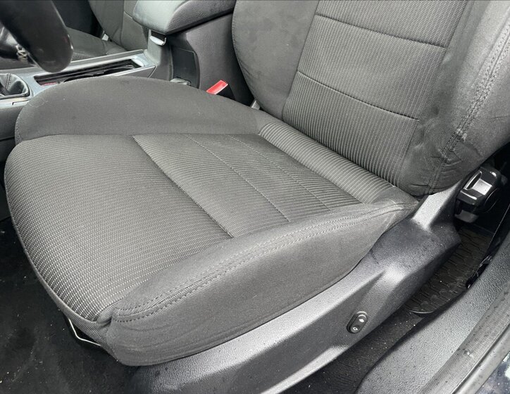 Ford Mondeo Kombi 2,0 l 103 kw