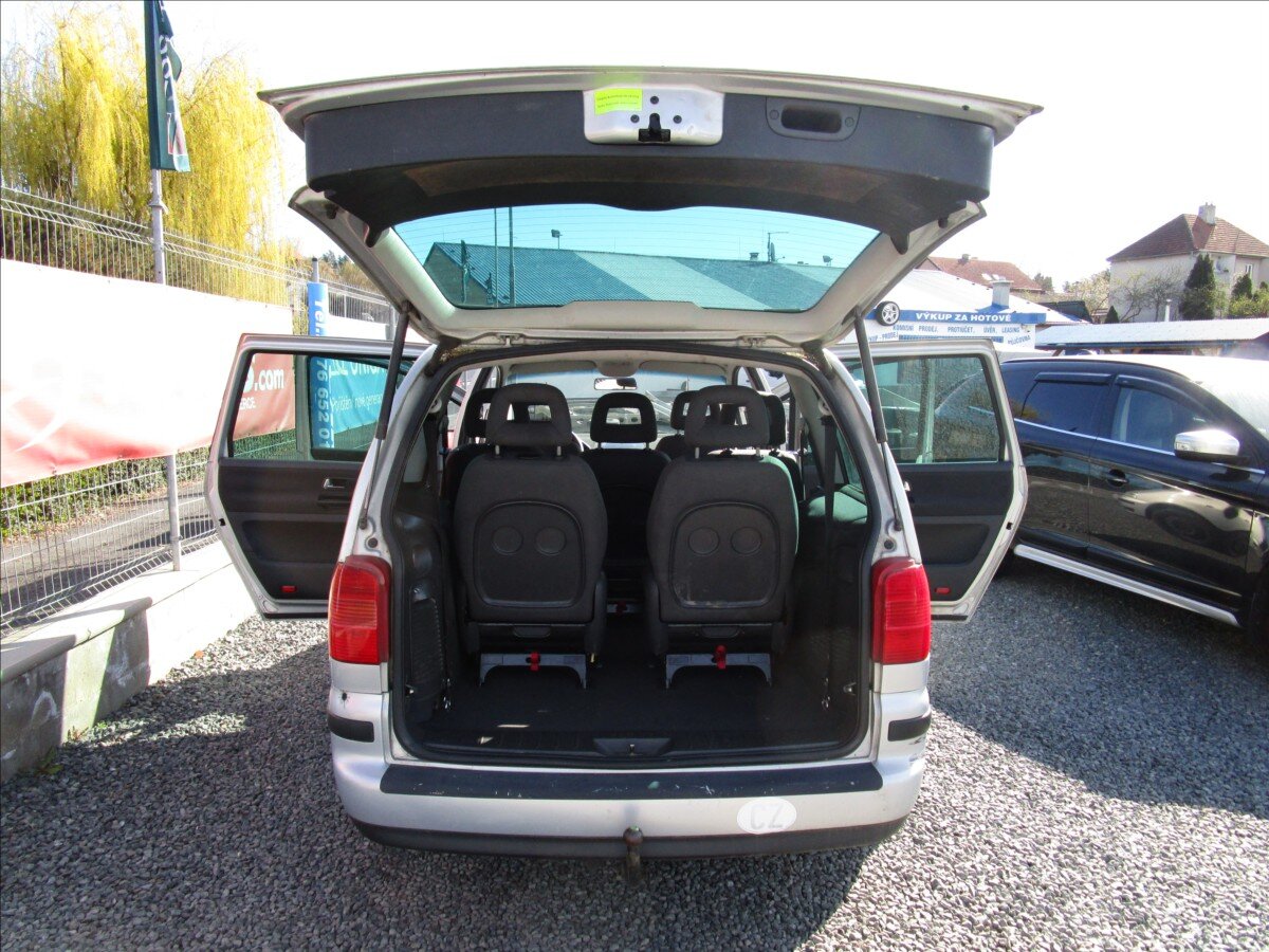 Volkswagen Sharan Kombi 1,9 l 85 kw