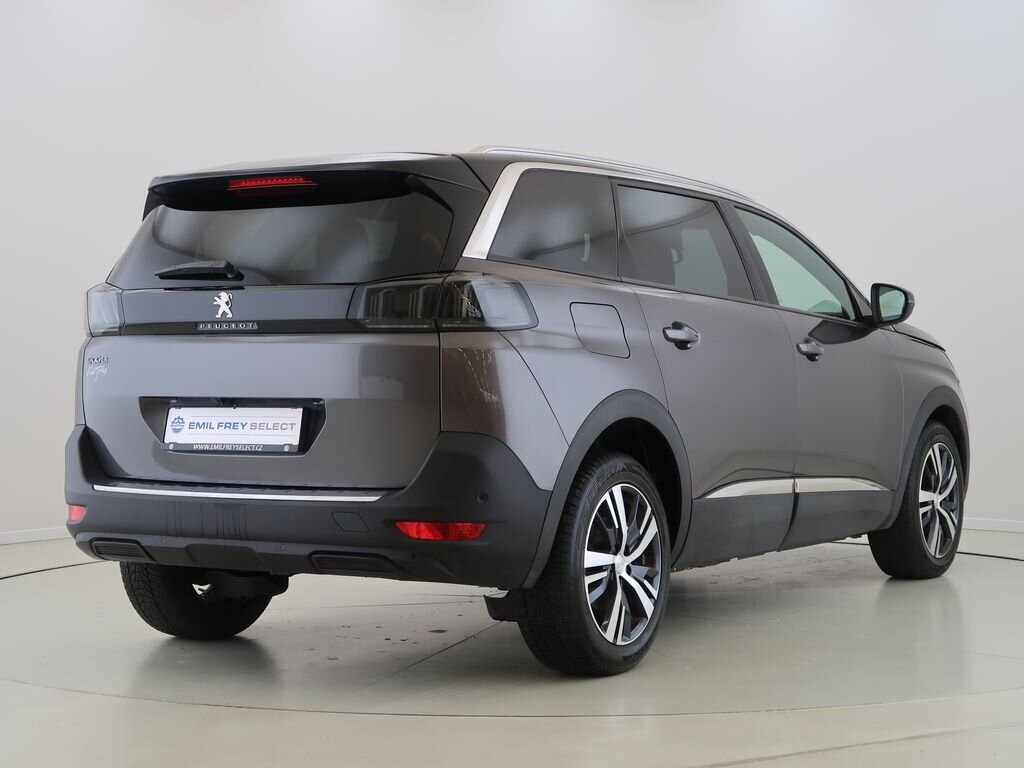 Peugeot 5008 SUV / Terénní 1,5 l 96 kw