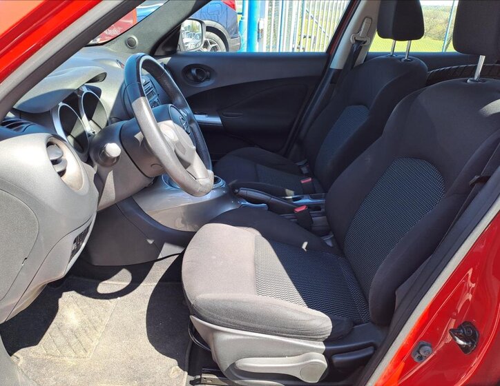Nissan Juke SUV / Terénní 1,6 l 69 kw