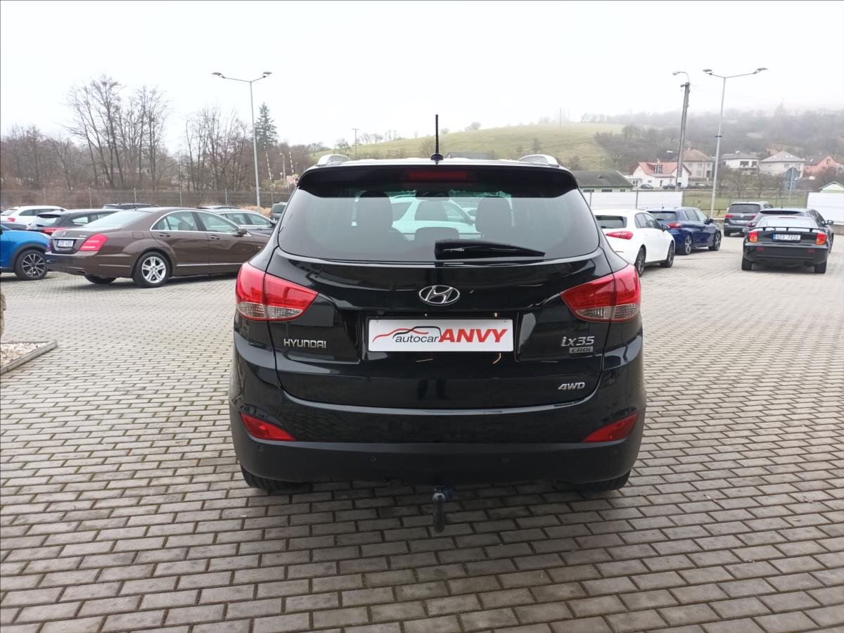 Hyundai ix35 SUV / Terénní 2,0 l 100 kw
