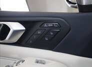 BMW X7 SUV / Terénní 3,0 l 250 kw