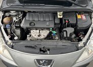 Peugeot 307 Hatchback 1,4 l 65 kw