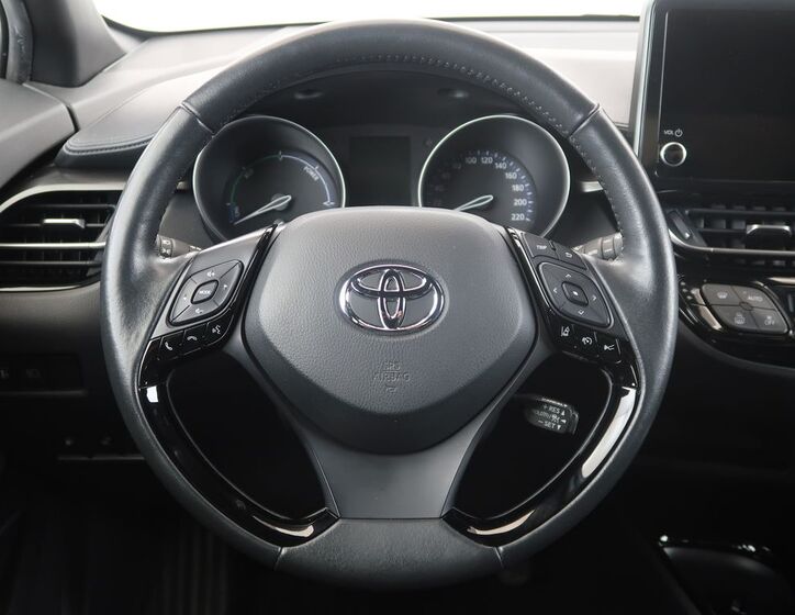 Toyota C-HR 14