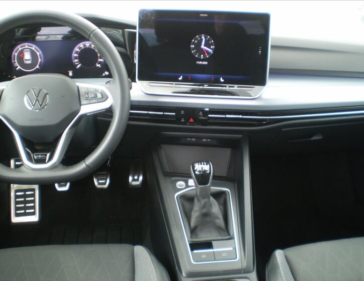 Volkswagen Golf Kombi 1,5 l 110 kw