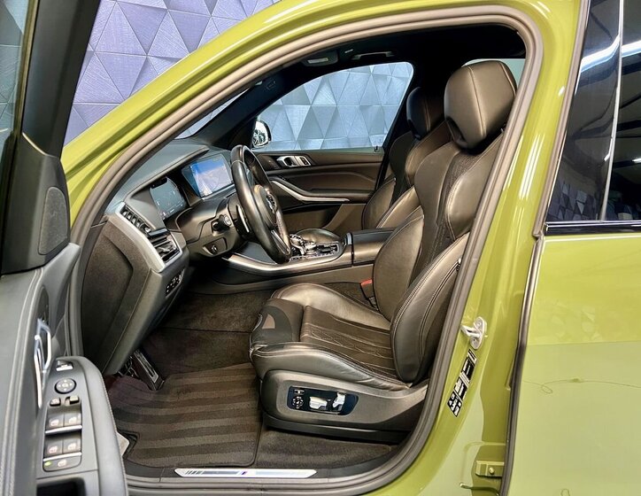 BMW X5 SUV 3,0 l 210 kw