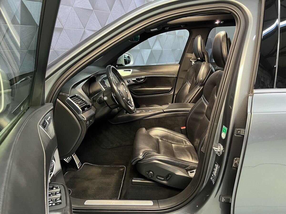 Volvo XC90 SUV / Terénní 2,0 l 177 kw