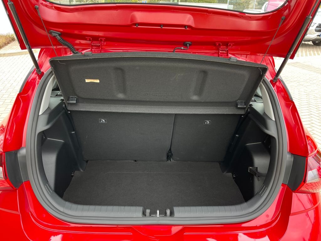 Hyundai i20 Hatchback 1,2 l 57 kw