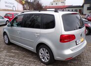 Volkswagen Touran 6