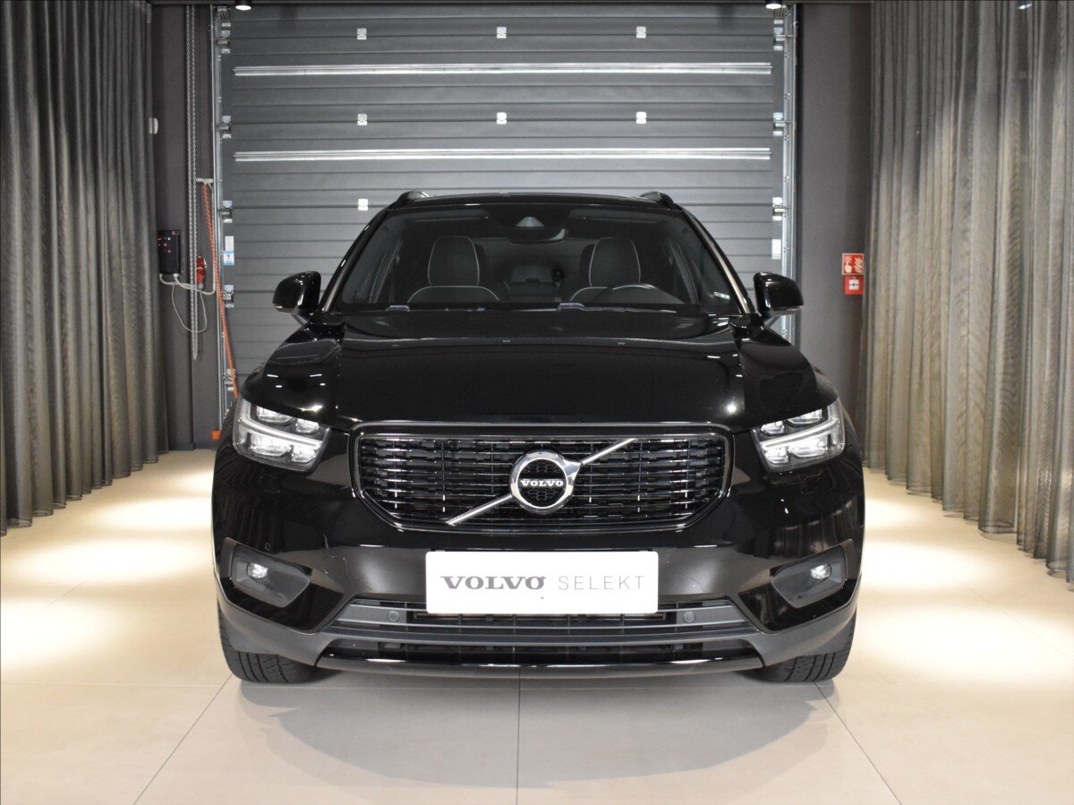 Volvo XC40 SUV 2,0 l 140 kw