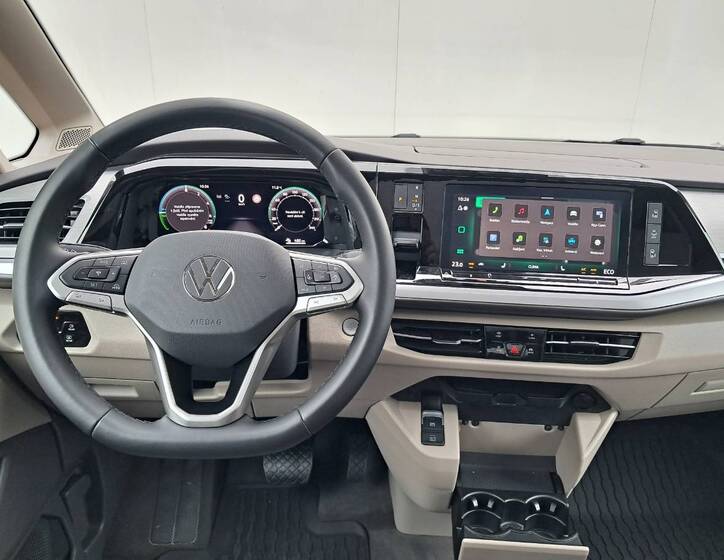 Volkswagen Multivan 5