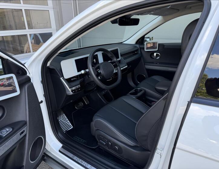 Hyundai Ioniq 5 8