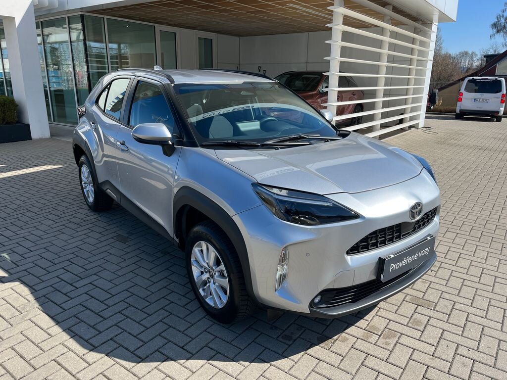 Toyota Yaris Cross SUV / Terénní 1,5 l 68 kw