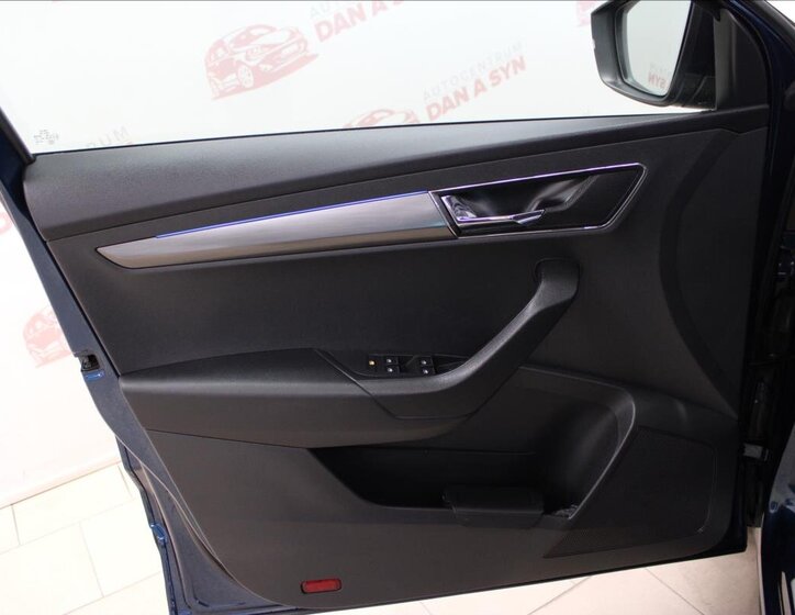 Škoda Karoq SUV / Terénní 1,5 l 110 kw