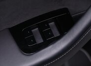 Tesla Model 3 Sedan / Limuzína 0,0 340 kw