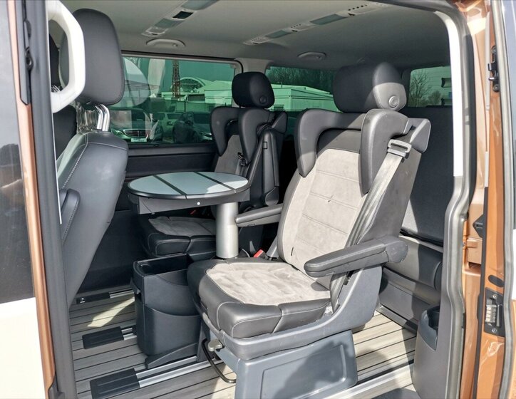 Volkswagen Multivan VAN / Minibus 2,0 l 150 kw