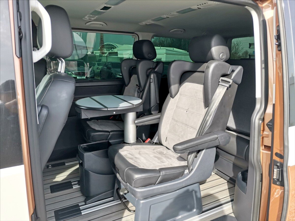 Volkswagen Multivan VAN / Minibus 2,0 l 150 kw