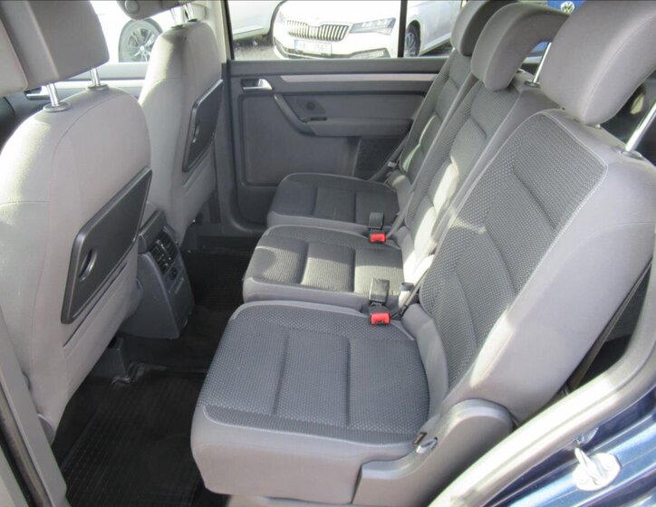 Volkswagen Touran 14