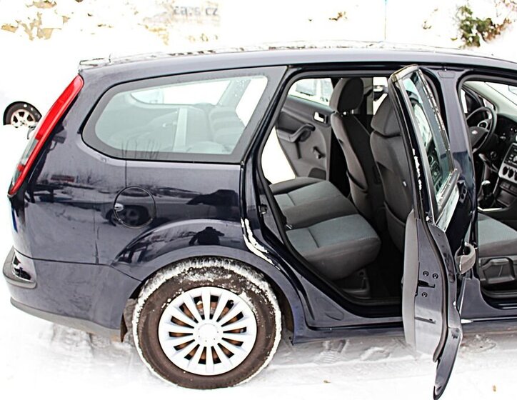 Ford Focus Kombi 1,6 l 74 kw