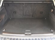 Volkswagen Touareg 8