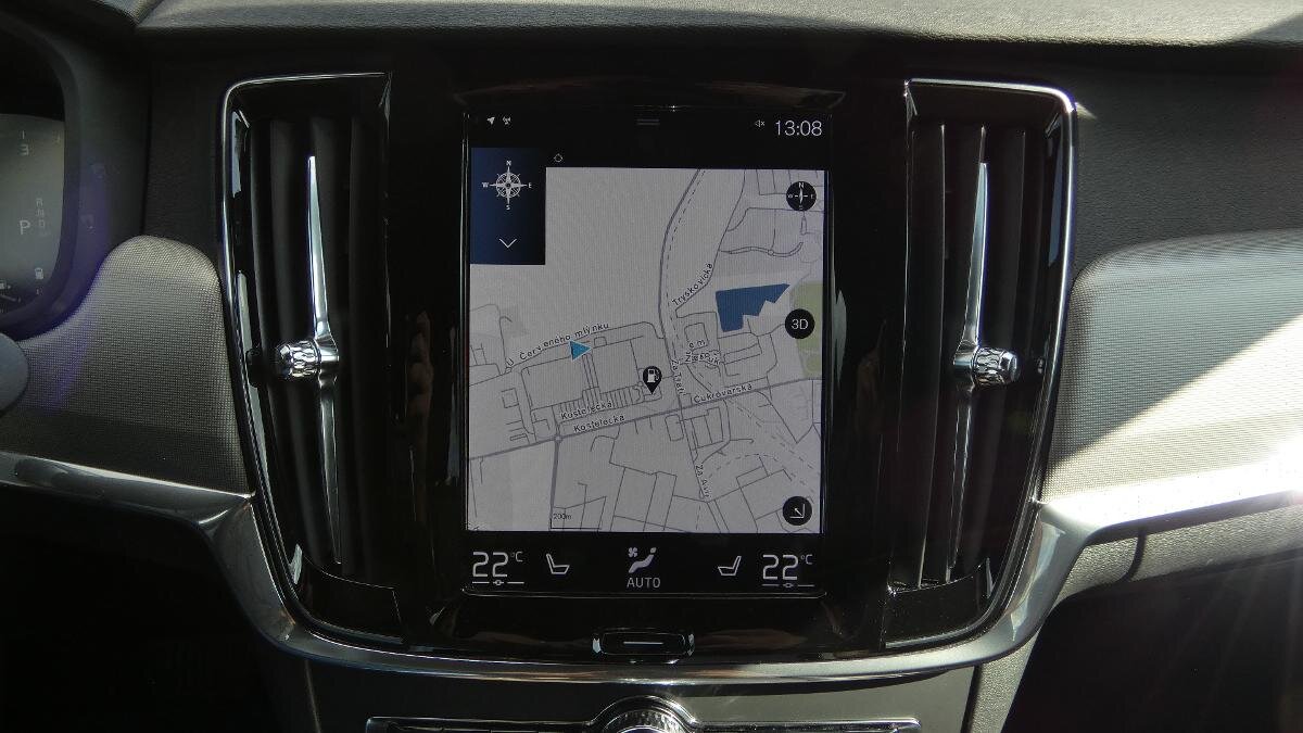 Volvo S90 Sedan / Limuzína 2,0 l 173 kw