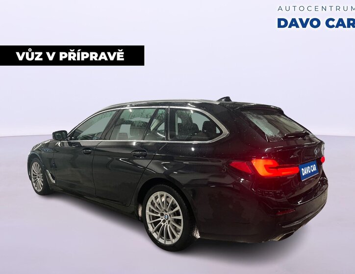 BMW Řada 5 Kombi 3,0 l 210 kw