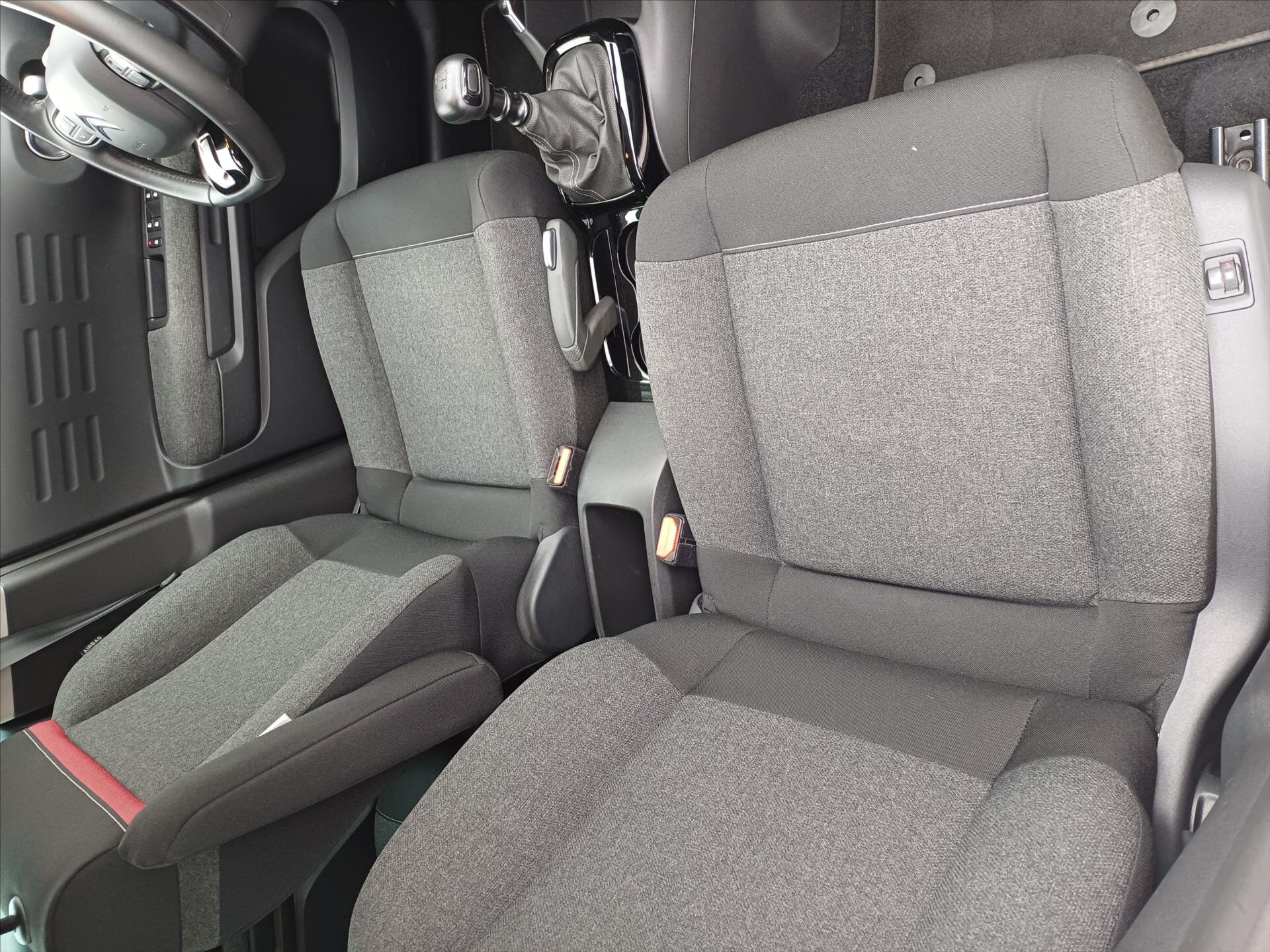 Citroën C3 Aircross Hatchback 1,2 l 81 kw