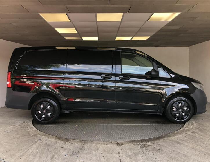 Mercedes-Benz Vito 8